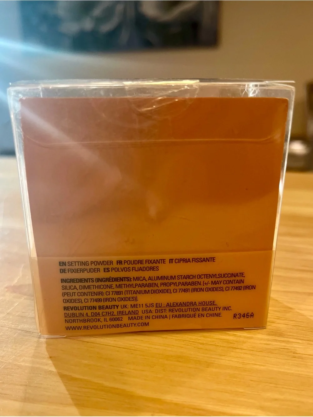 Revolution Deep Honey Loose Setting Powder - Beige Tone